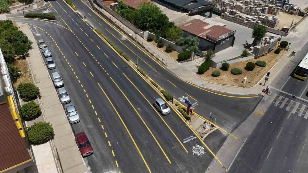 Aydın Büyükşehir Belediyesi yolları tek tek yeniliyor

