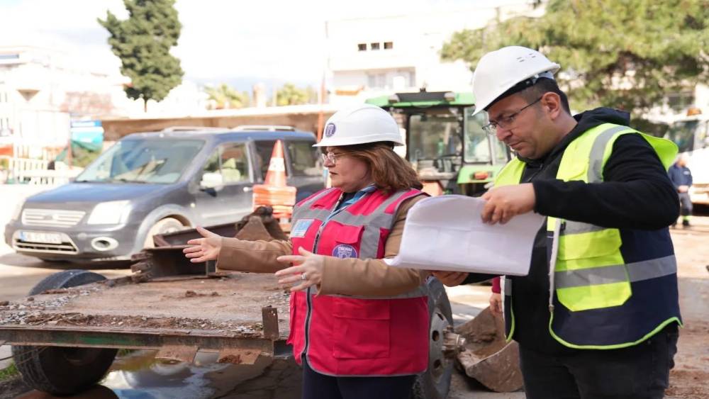 Gençay, Kent Lokantası’ndaki çalışmaları yerinde inceledi
